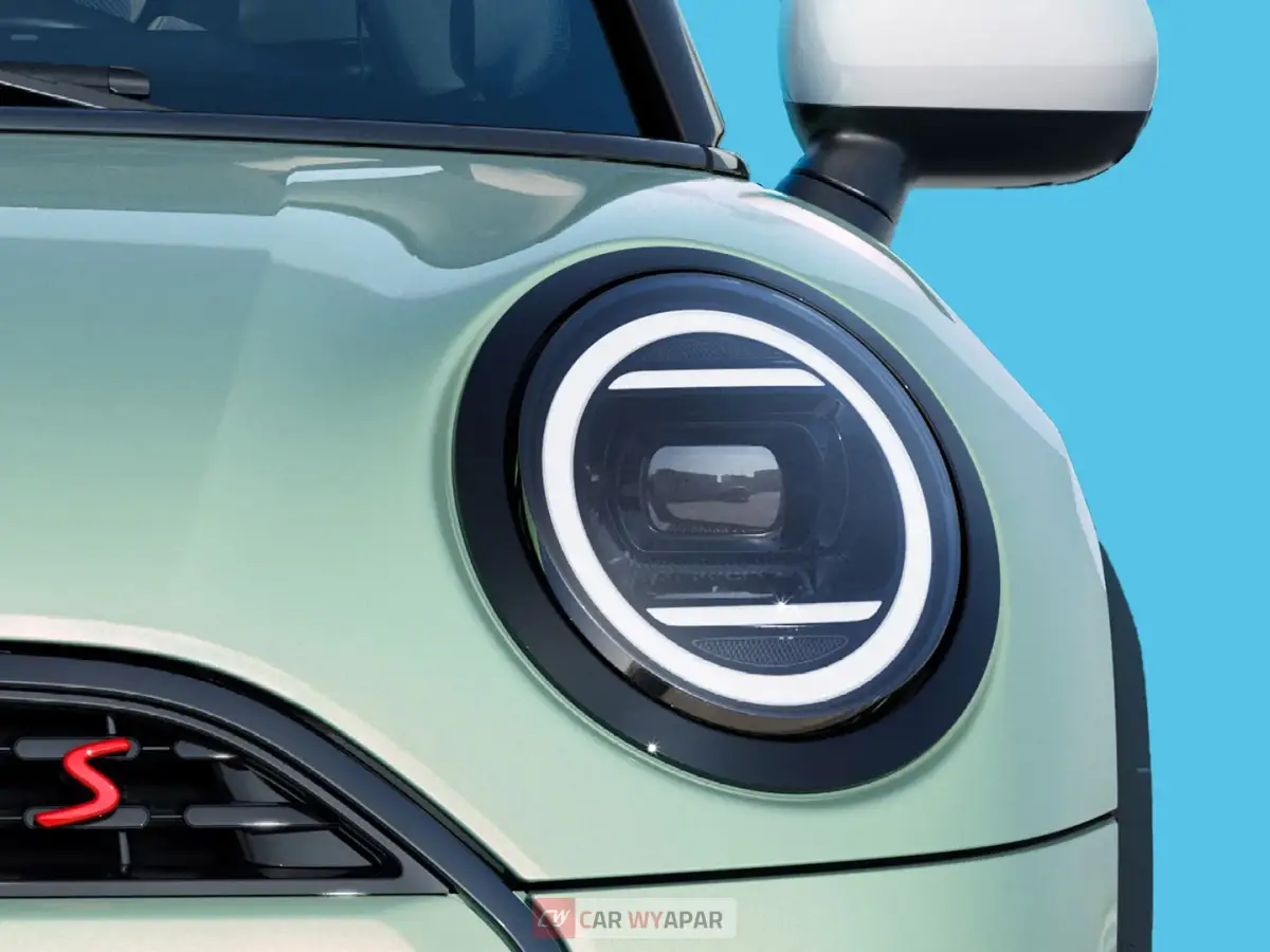 MINI Cooper SE Top Feature